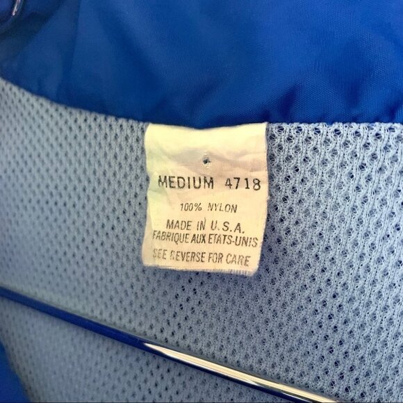 L.L BEAN WINDBREAKER BLUE JACKET VINTAGE COAT LIGHTWEIGHT UNISEX WOMEN  MEDIUM - Picture 4 of 8